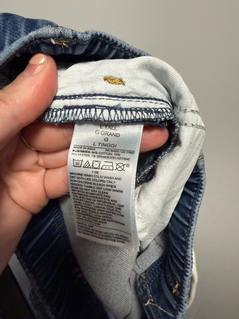 GAP Mid Rise Knit Easy Baggy Jeans L Tall | Medium indigo - Picture 4 of 10